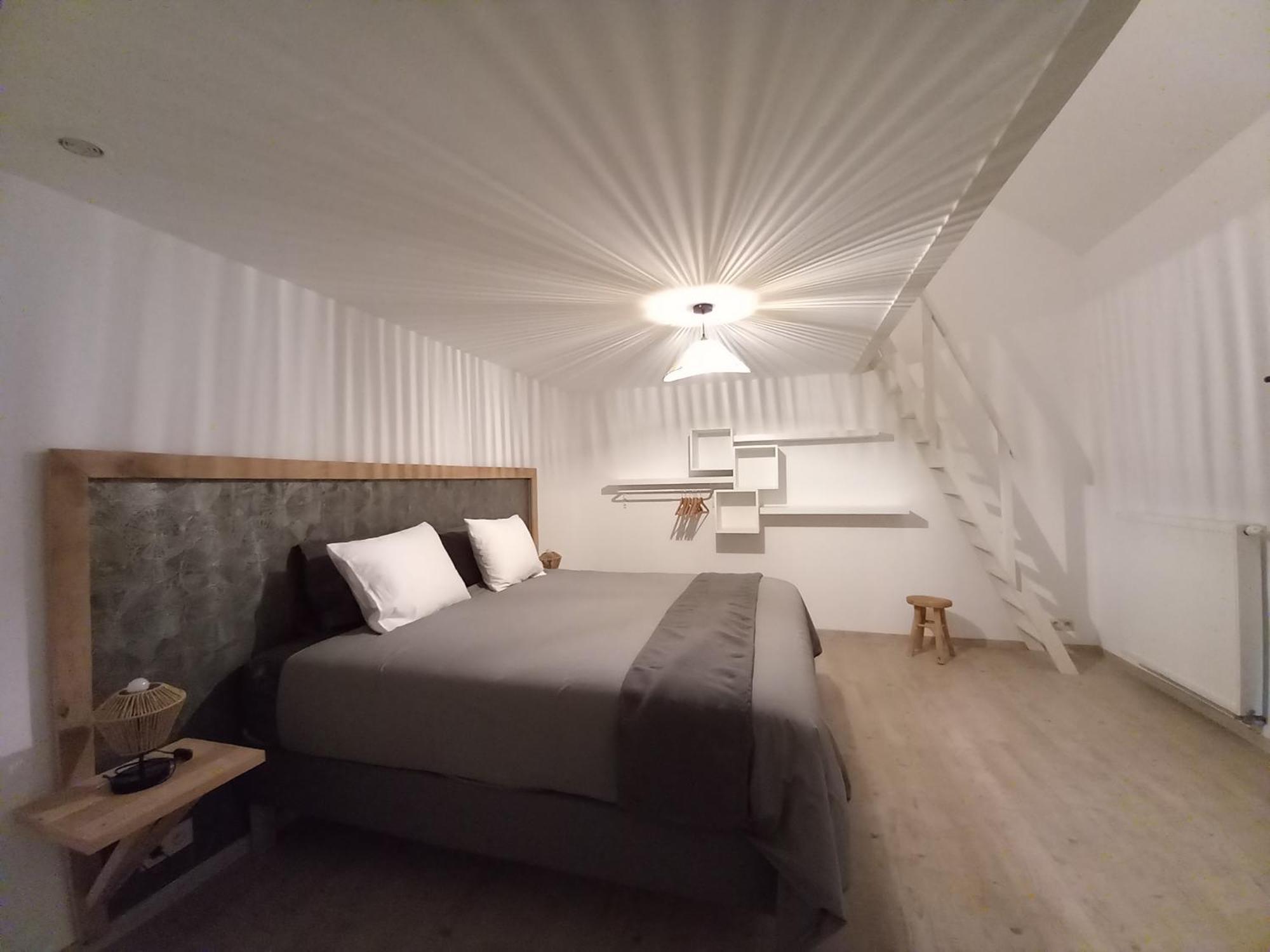 Les Hauts De Meez 迪南 客房 照片