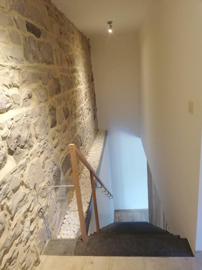 Les Hauts De Meez 迪南 外观 照片